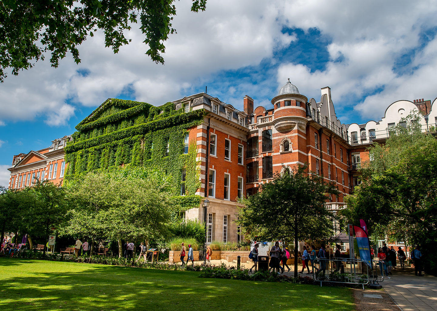 uni_gallery/32e6cddf-8d79-48af-8669-f94714a1ca1a.jpg