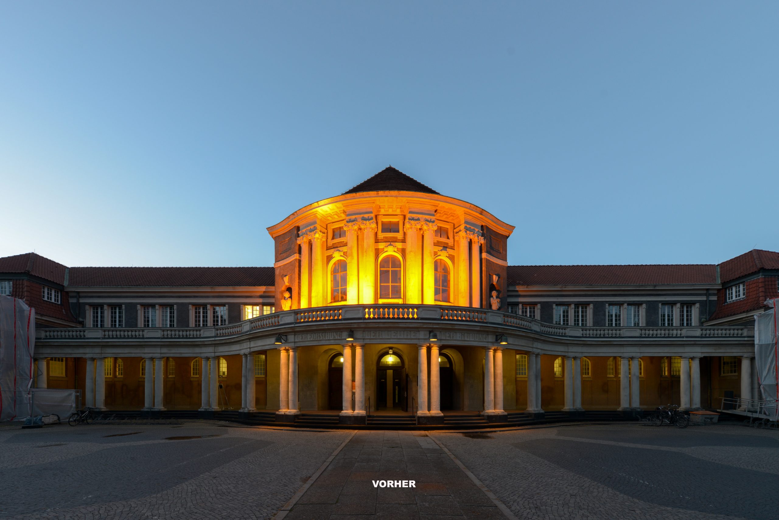 uni_gallery/e5c5d6cf-c77b-41c8-8f99-9c12d2204879.jpg